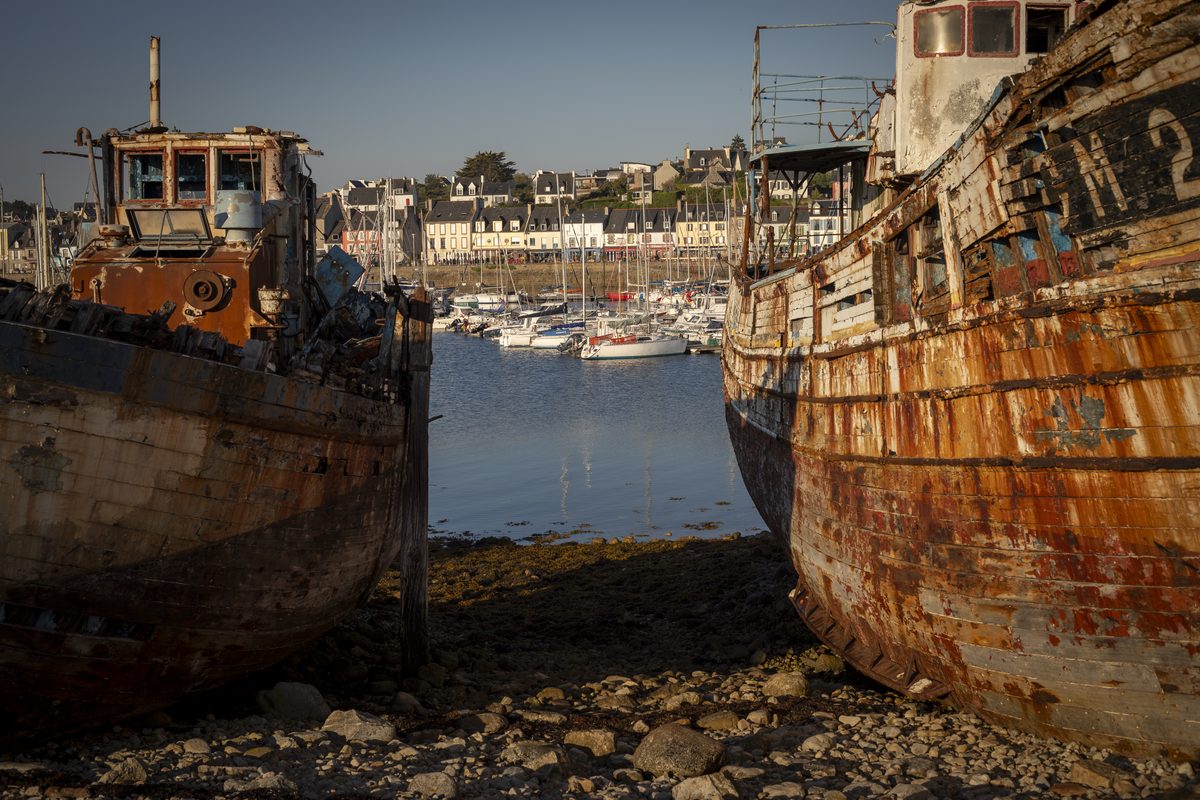 Ship wrecks